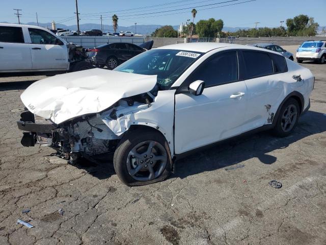  Salvage Kia K4 Lx