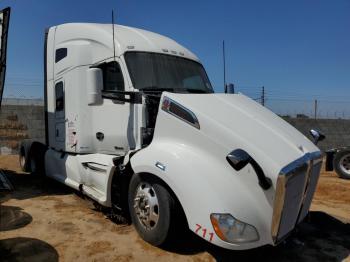  Salvage Kenworth Constructi
