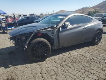  Salvage Hyundai Genesis