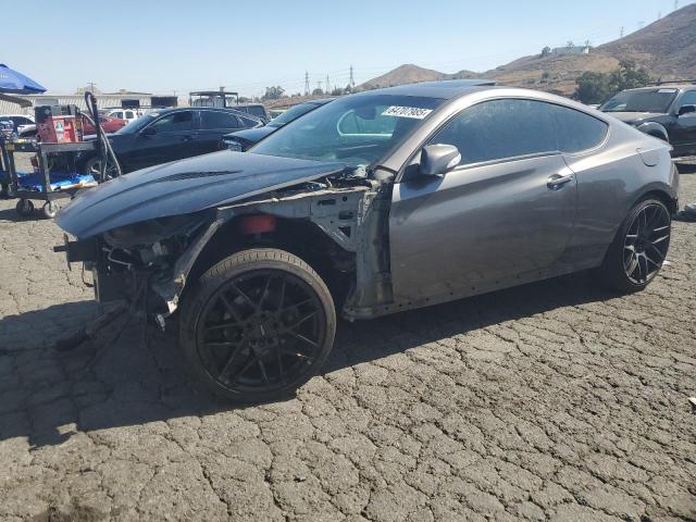  Salvage Hyundai Genesis