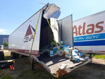  Salvage Hytr Trailer