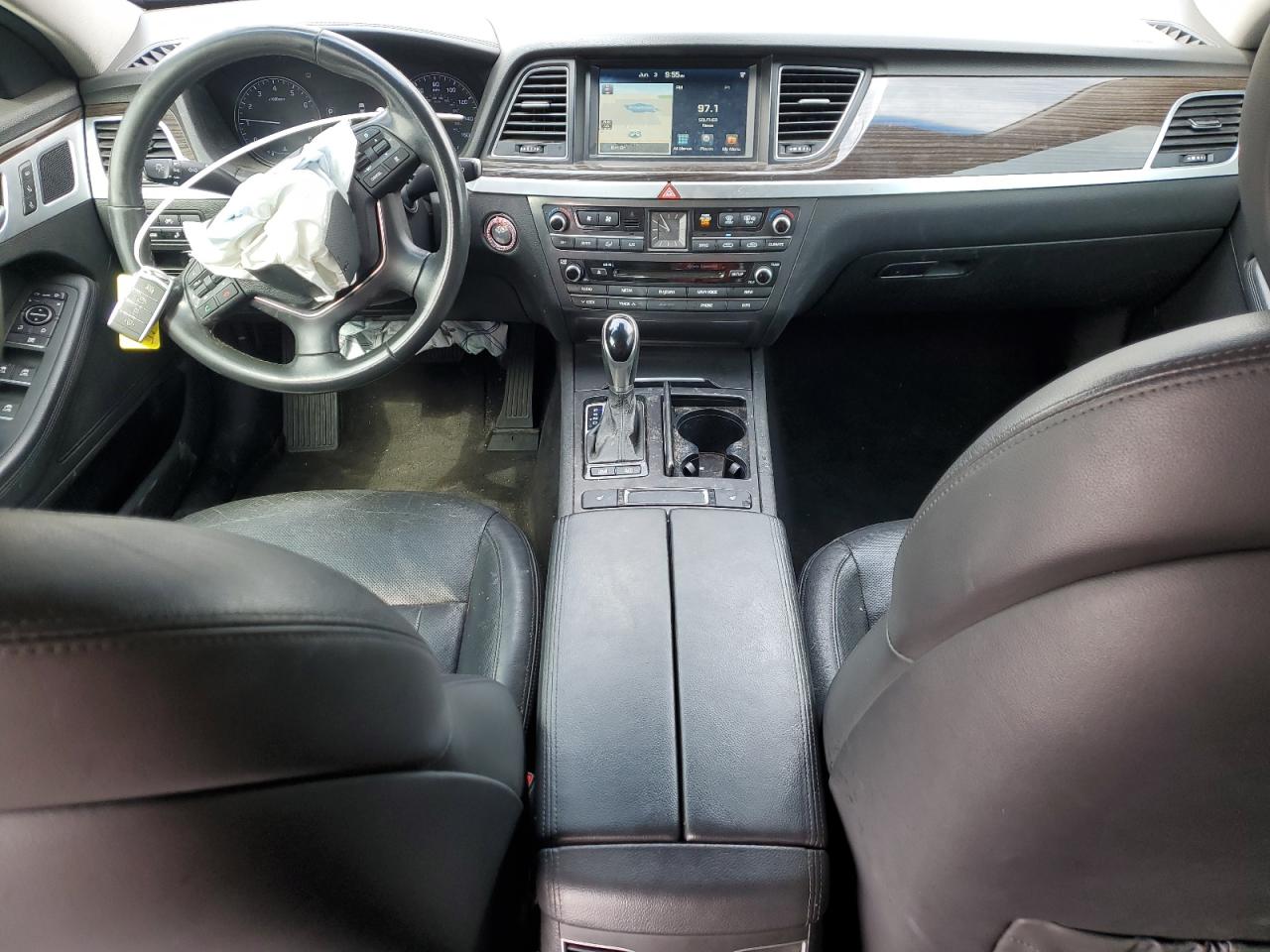 Genesis G80 Base Image 5
