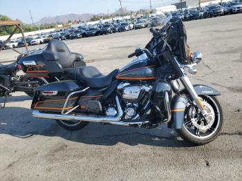  Salvage Harley-Davidson Fl