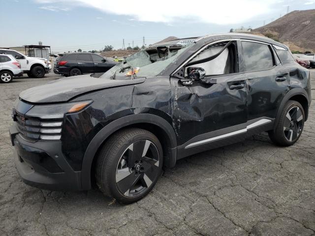  Salvage Nissan Kicks