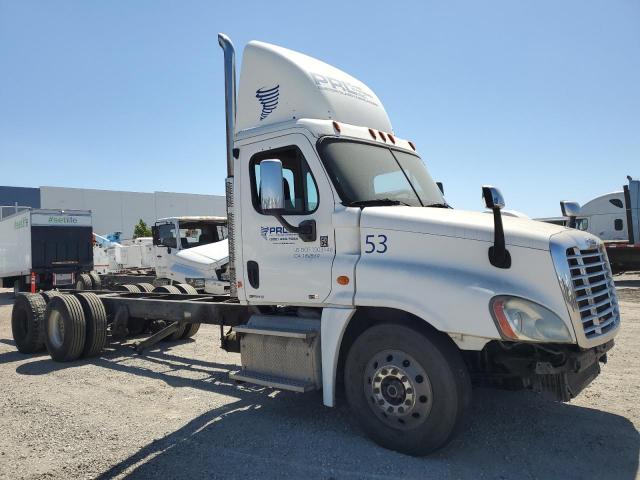  Salvage Freightliner Cascadia 125