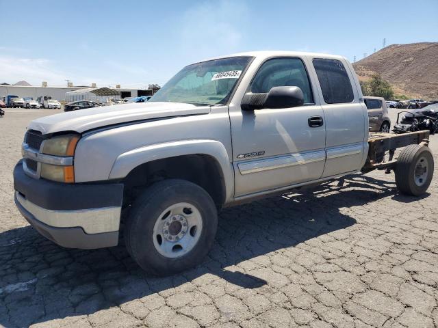  Salvage Chev Silverado C2500 Heavy Dut