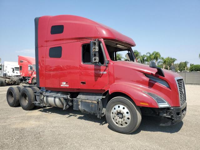  Salvage Volvo Vn