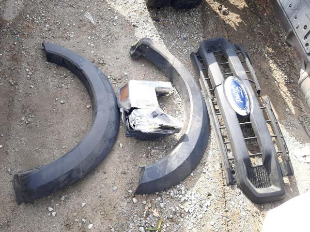 Ford F-550 Super Duty Image 14