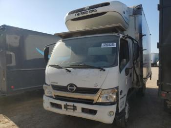  Salvage Hino 195