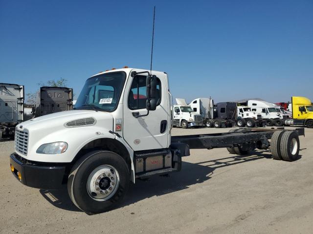  Salvage Frht M2 106 Medium Duty