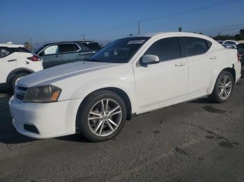  Salvage Dodge Avenger