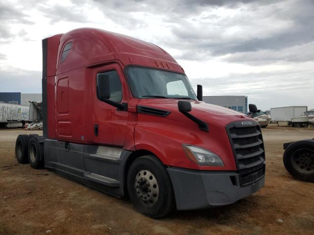  Salvage Freightliner Cascadia 1