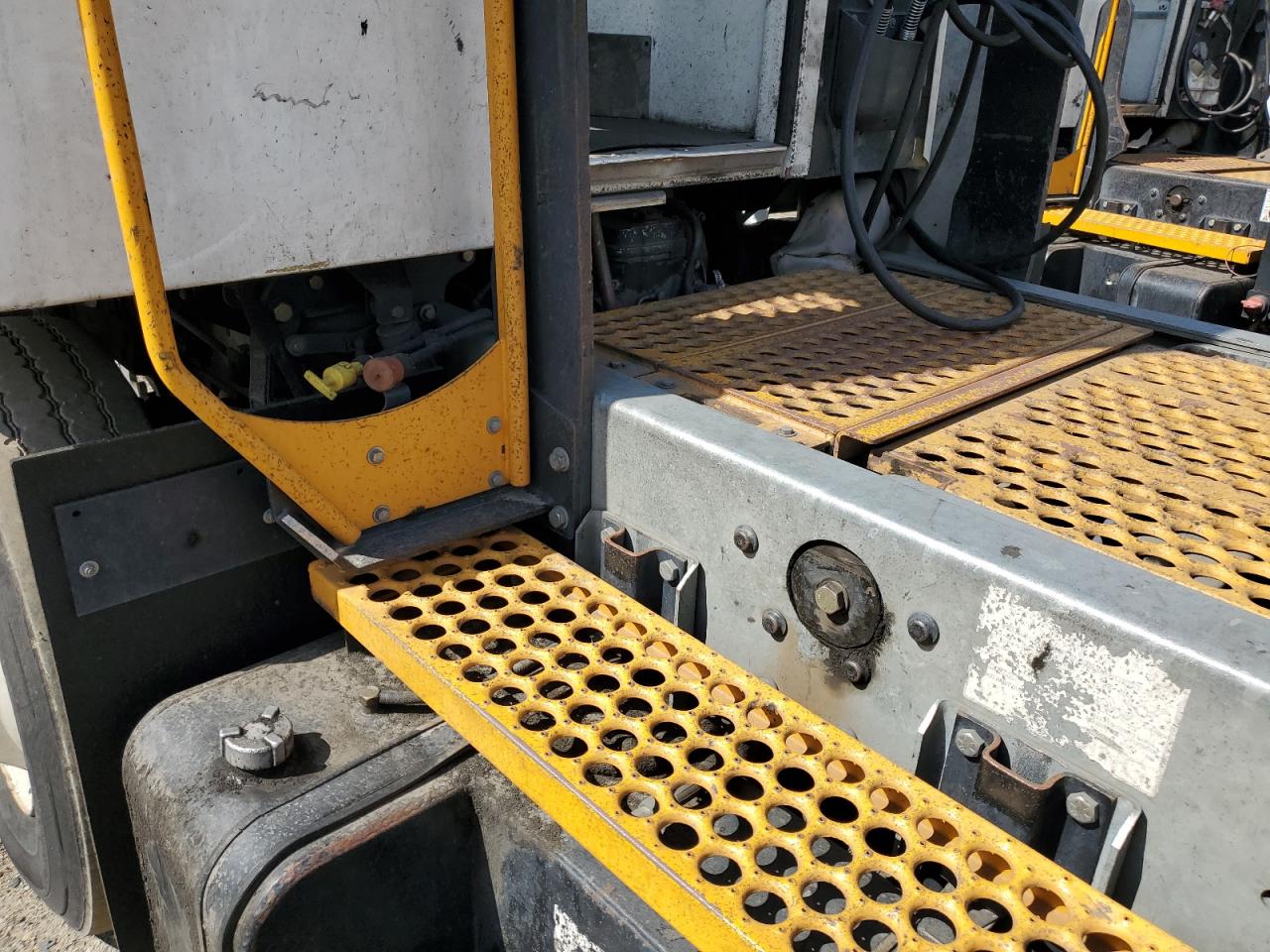 Kalmar Ottawa4x2 Image 3