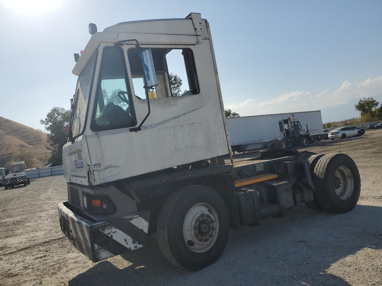 Kalmar Ottawa4x2 Image 2