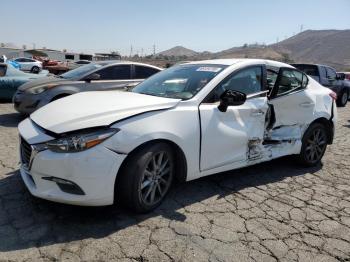  Salvage Mazda 3