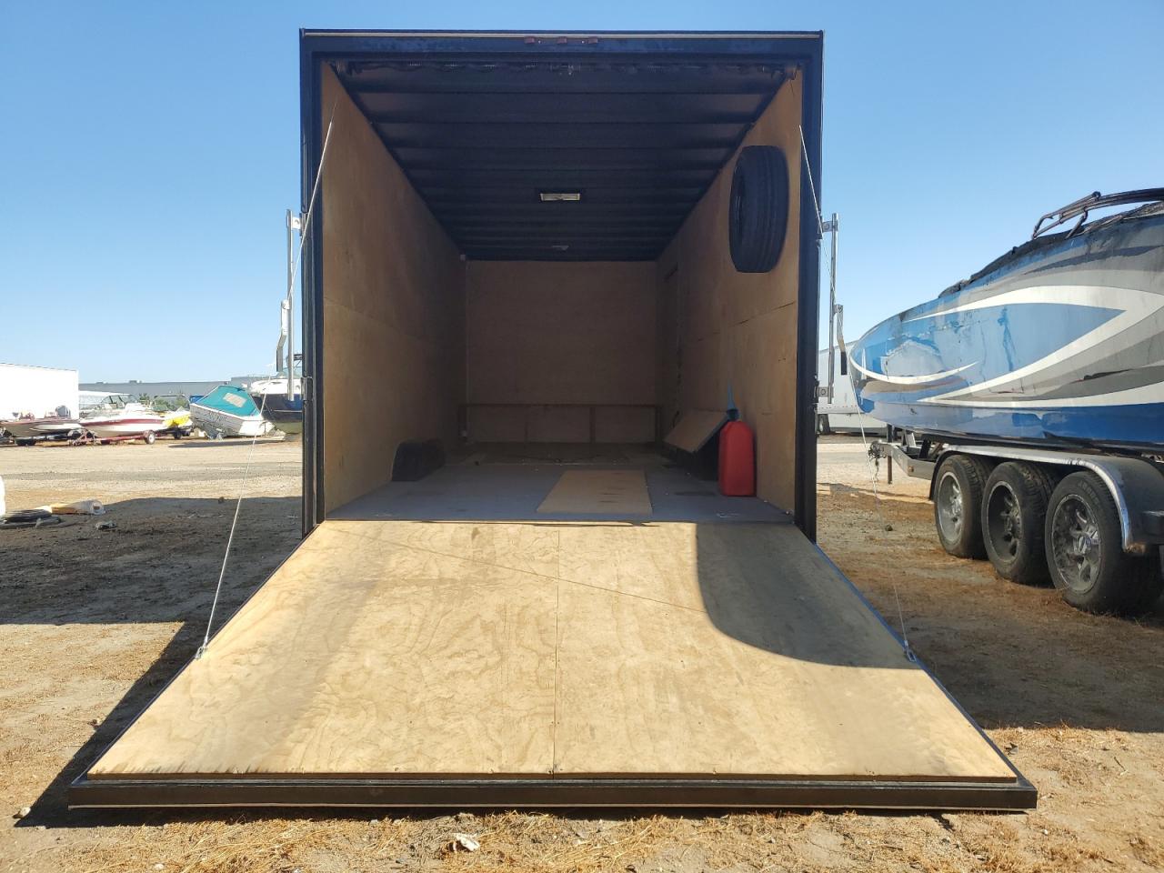 Frac Trailer Image 4