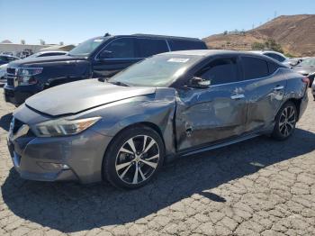  Salvage Nissan Maxima