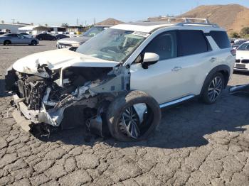  Salvage Nissan Pathfinder