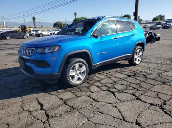  Salvage Jeep Compass