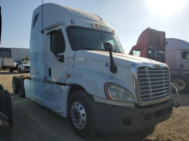  Salvage Freightliner Cascadia 1