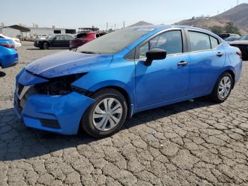  Salvage Nissan Versa