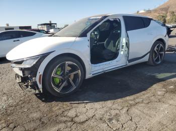  Salvage Kia EV6