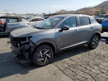  Salvage Nissan Kicks