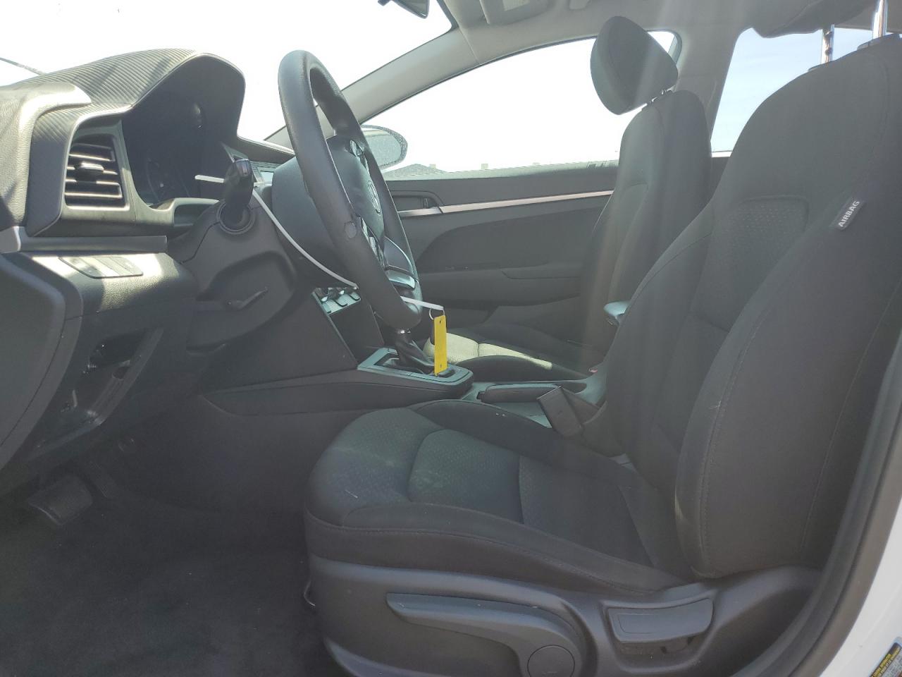 Hyundai ELANTRA Se Image 10