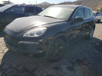  Salvage Porsche Cayenne