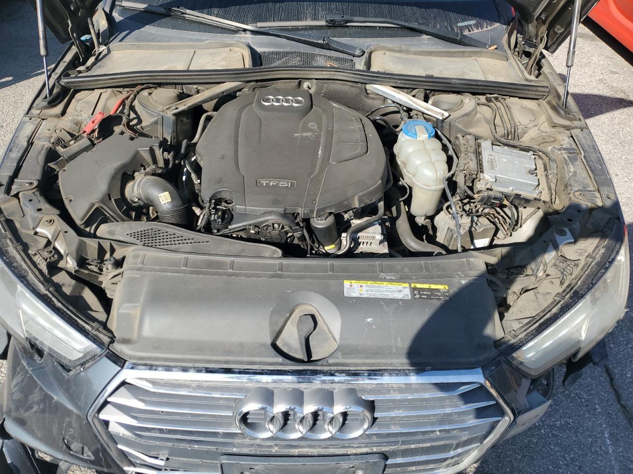 Audi A4 Premium Image 2