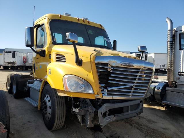  Salvage Freightliner Cascadia 1