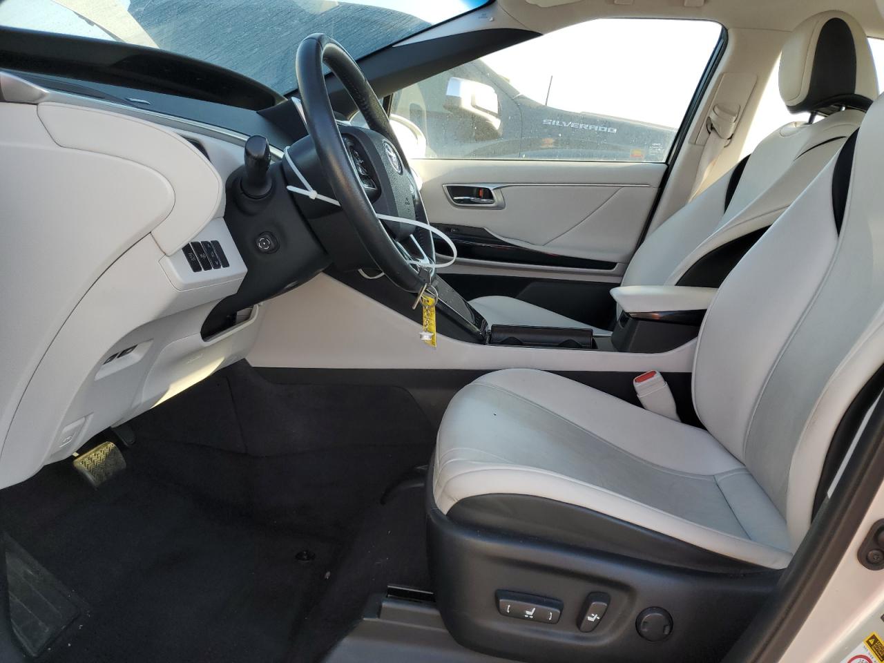 Toyota Mirai Image 9