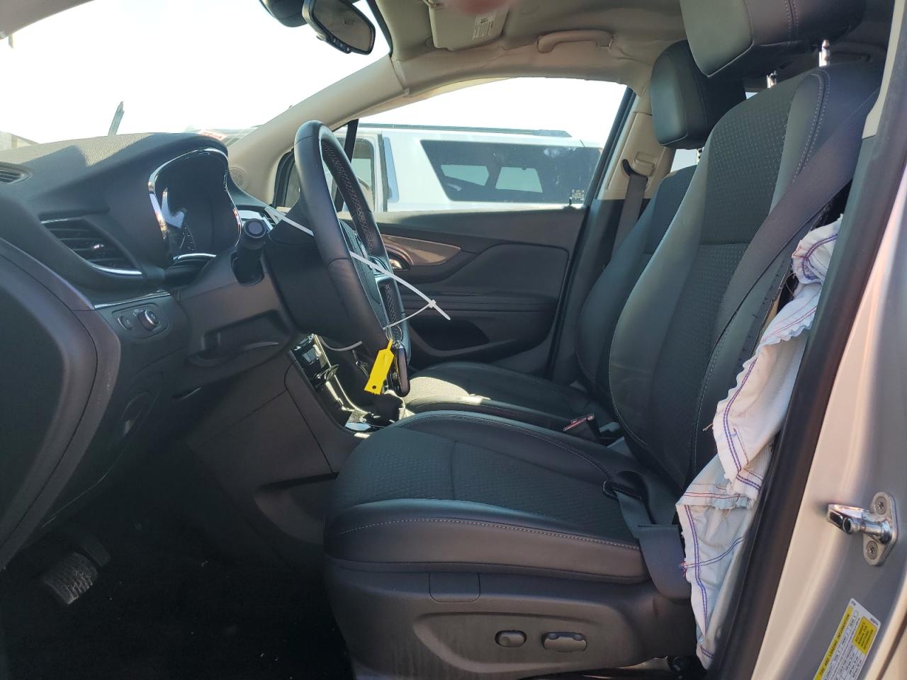 Buick Encore Preferred Image 6