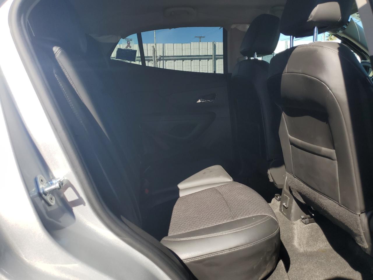 Buick Encore Preferred Image 9