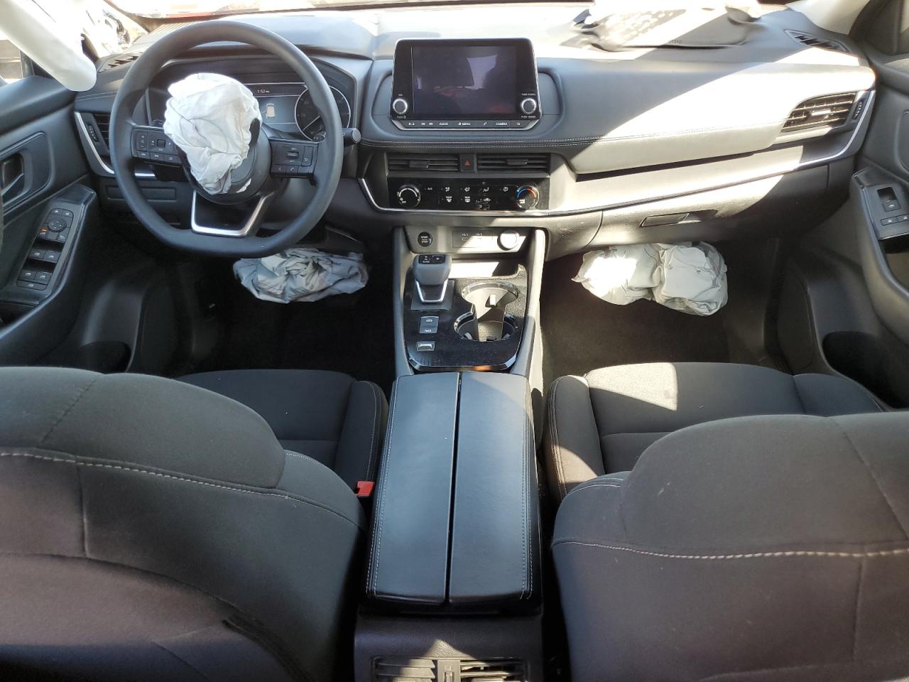 Nissan Rogue S Image 4