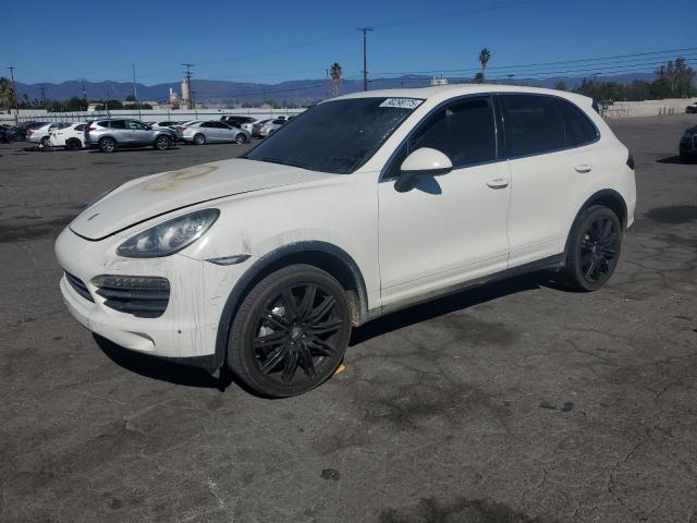  Salvage Porsche Cayenne