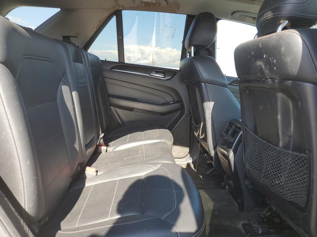 Mercedes-Benz M-Class 350 Image 6