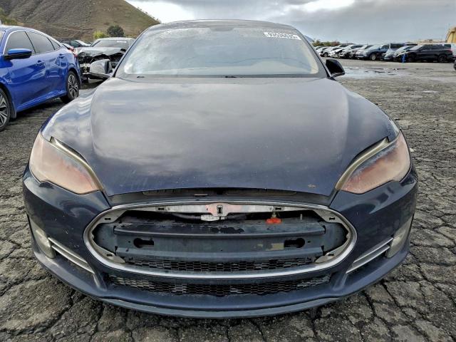 Tesla Model S Image 5