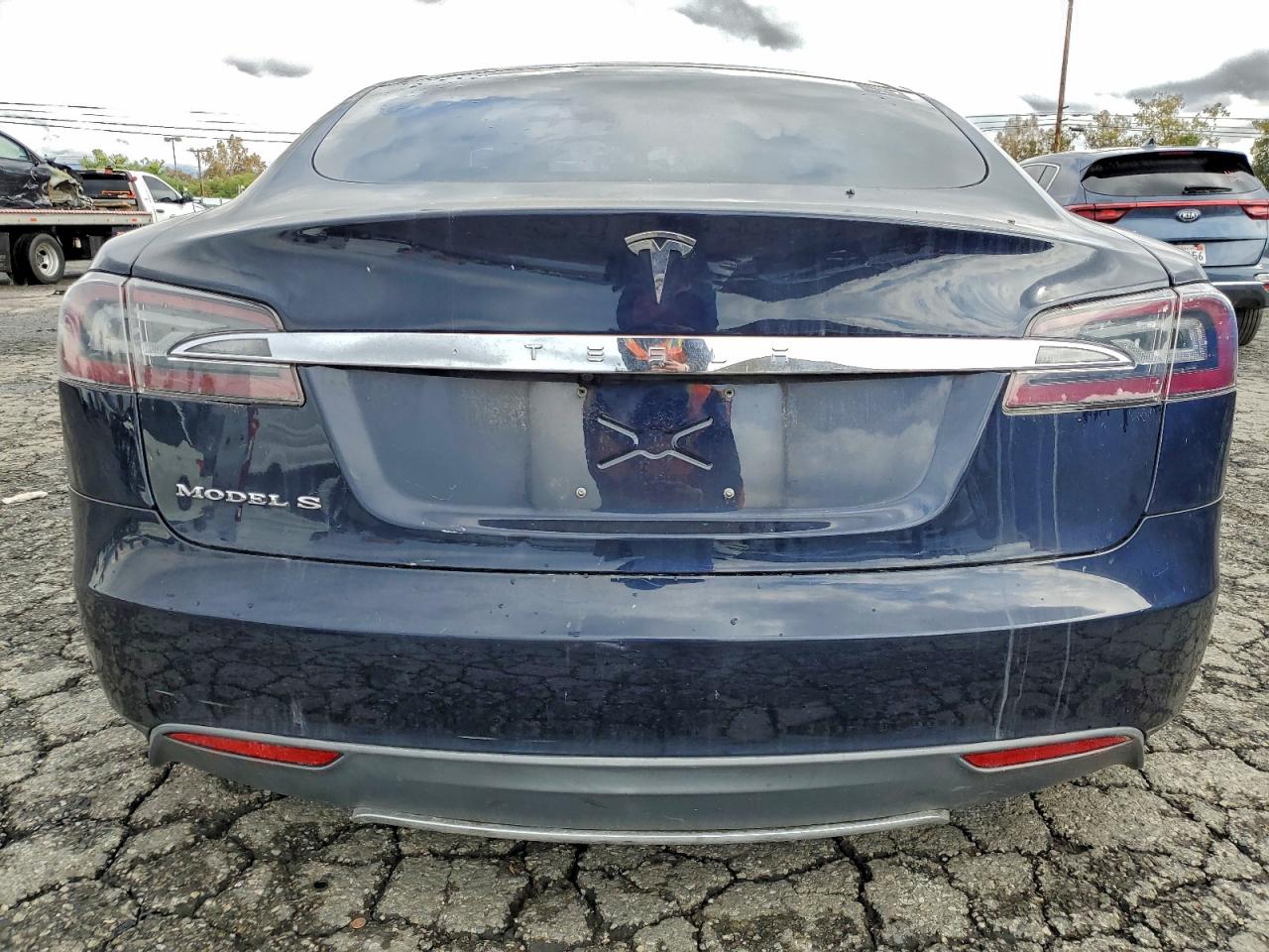 Tesla Model S Image 7