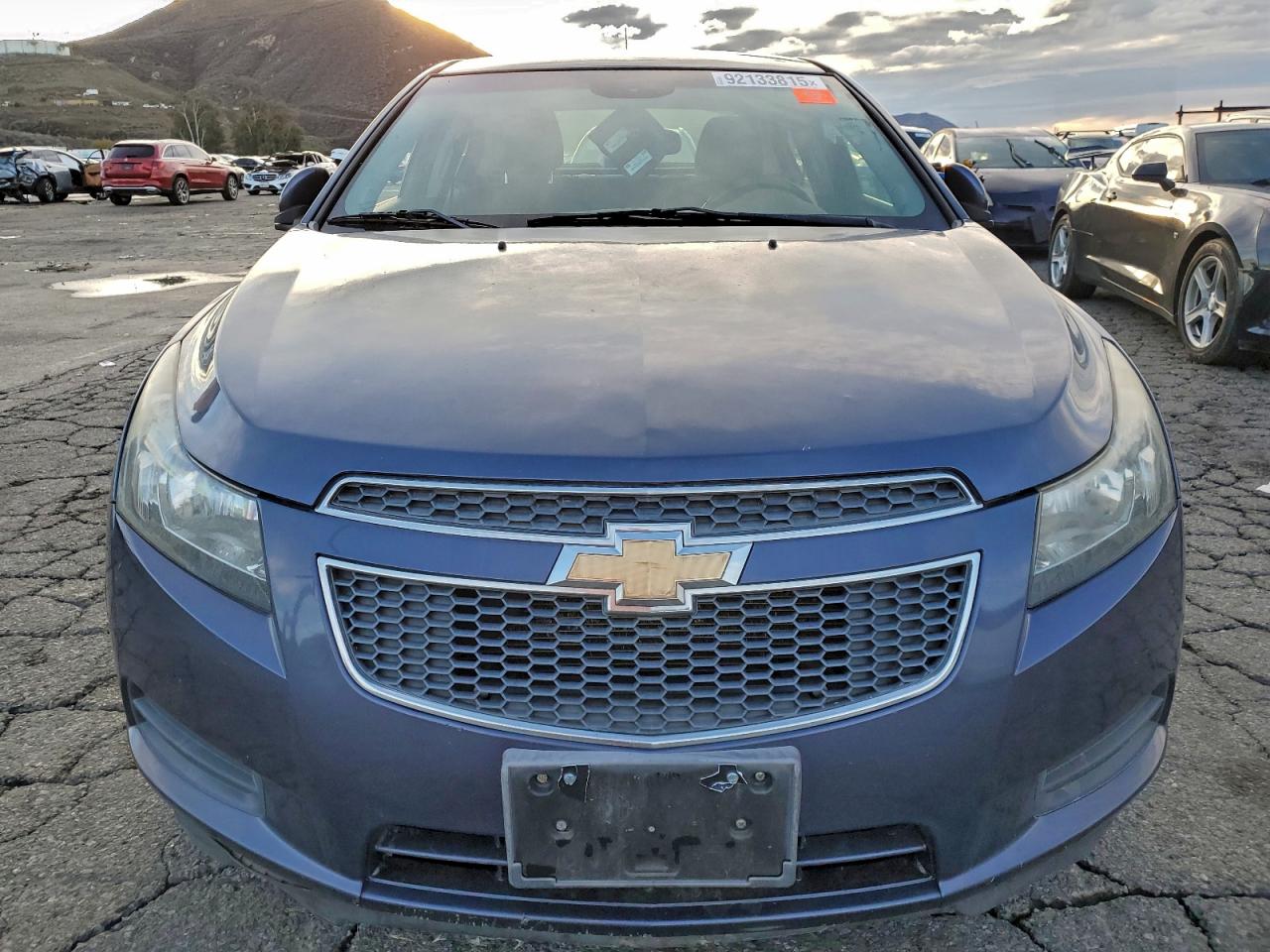 Chevrolet Cruze Lt Image 2