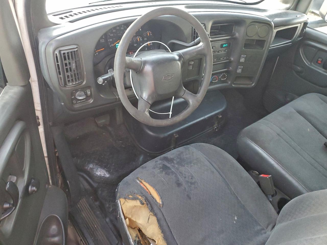 Chevrolet Ck Series C7c042 Image 13