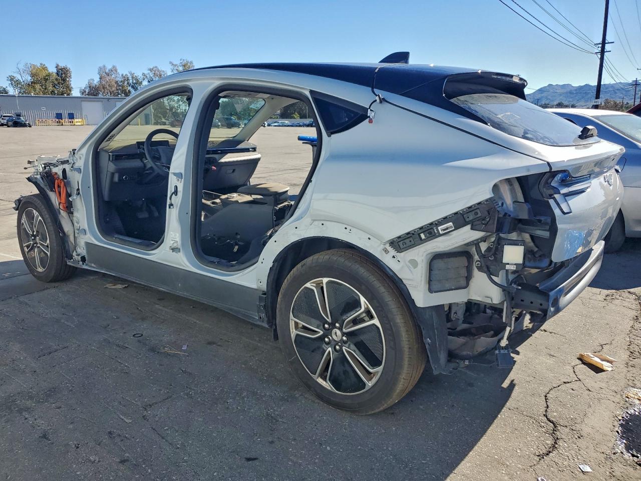 Ford Mustang Premium Image 2