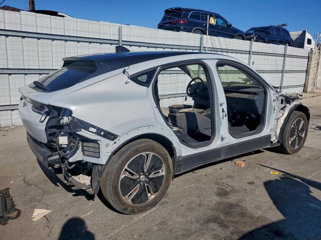 Ford Mustang Premium Image 6