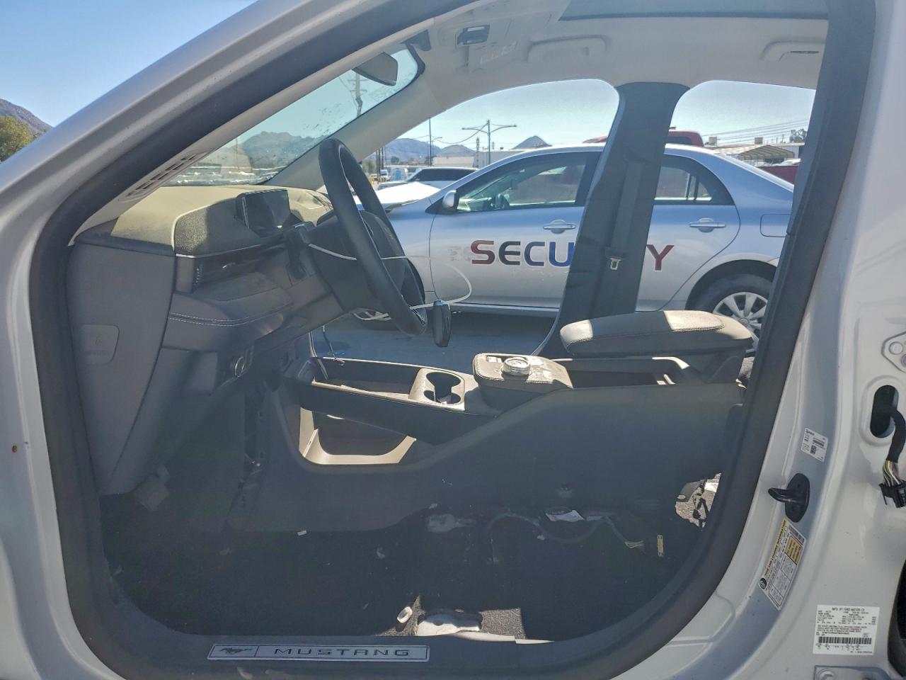 Ford Mustang Premium Image 3