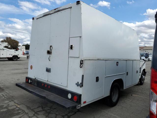 Chevrolet Express Image 8