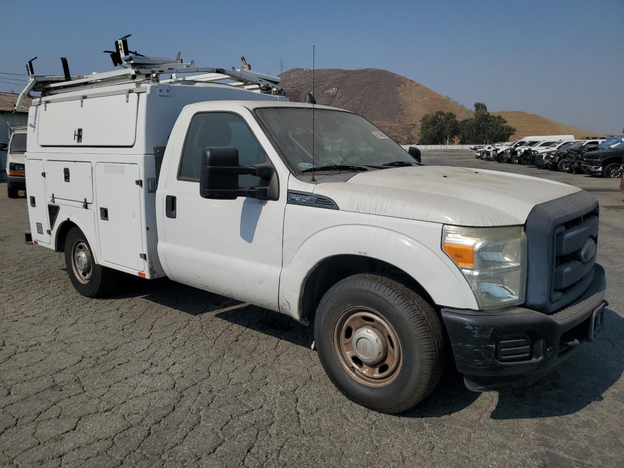 Ford F-350 Super Duty Image 1