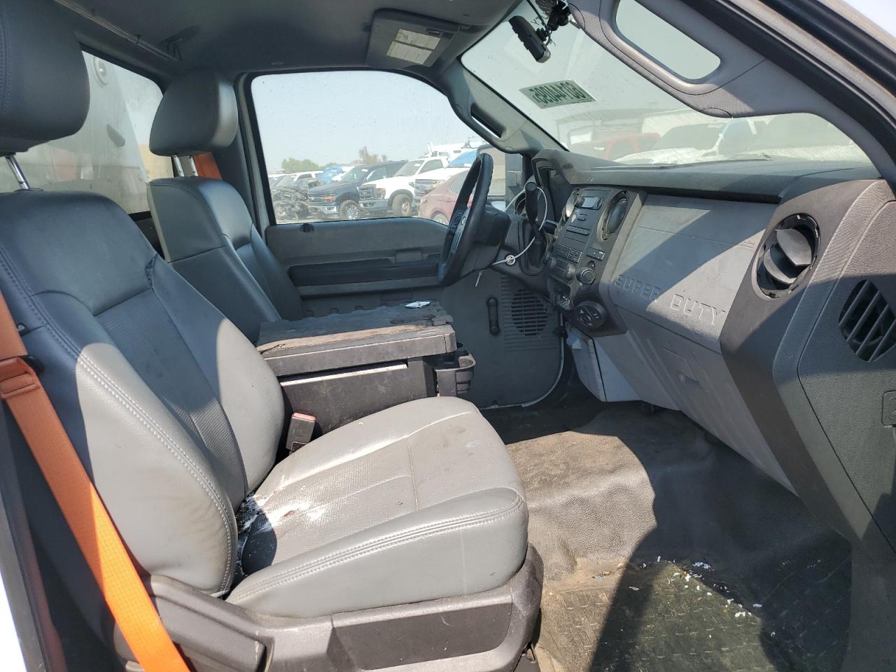 Ford F-350 Super Duty Image 5