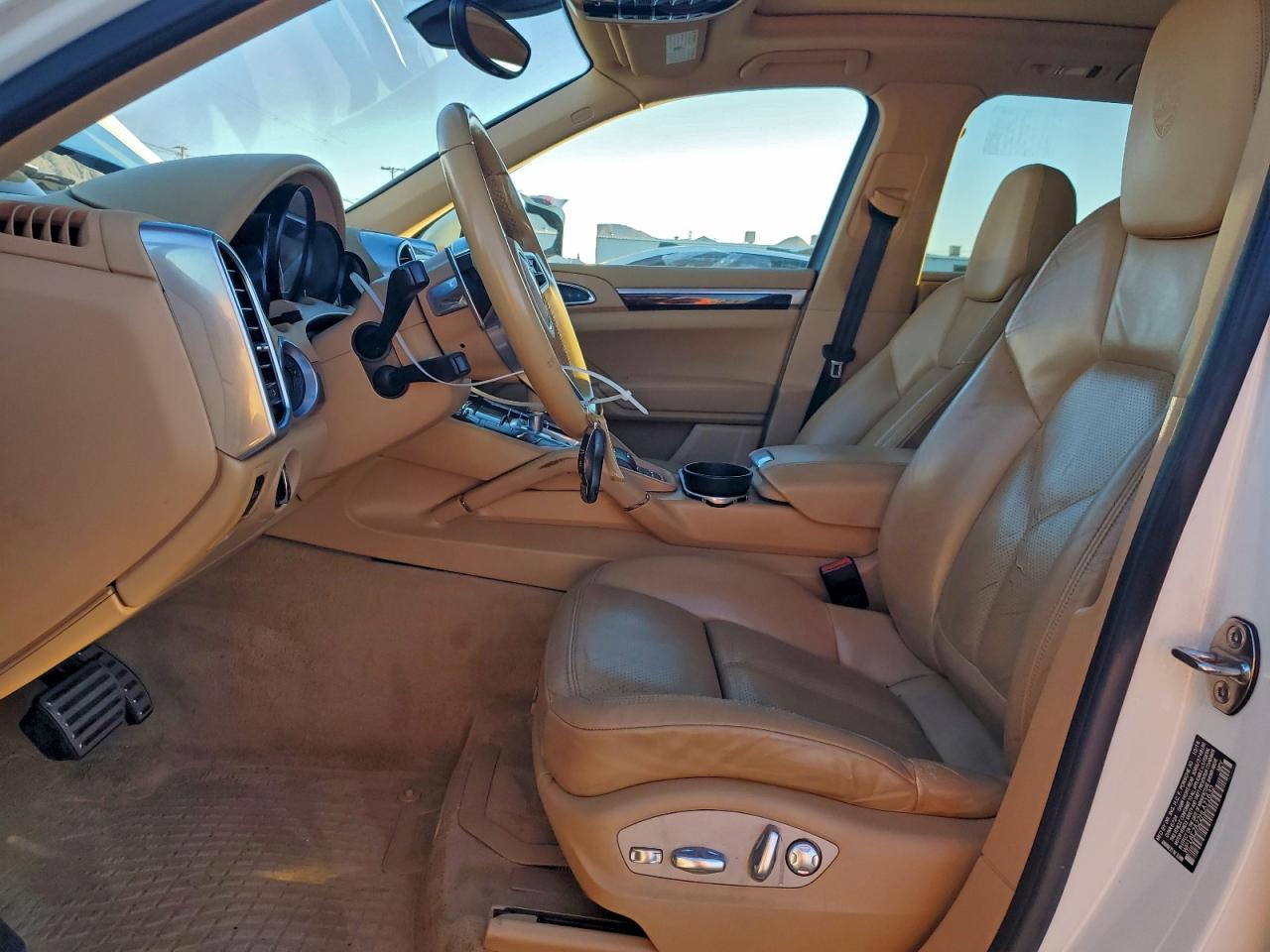 Porsche Cayenne Se Hybrid Platinum Image 11