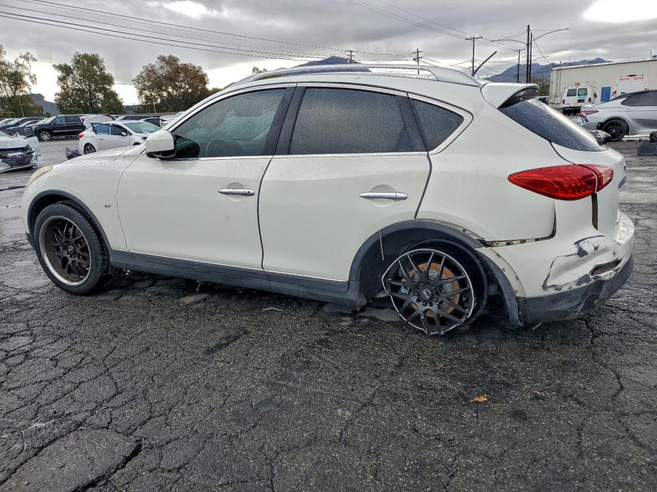 INFINITI Qx Image 12