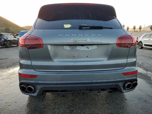 Porsche Cayenne Se Hybrid Image 3
